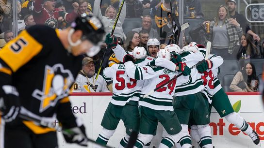Kapanen’s hat trick reduced to footnote by late collapse taken at PPG Paints Arena (Penguins)